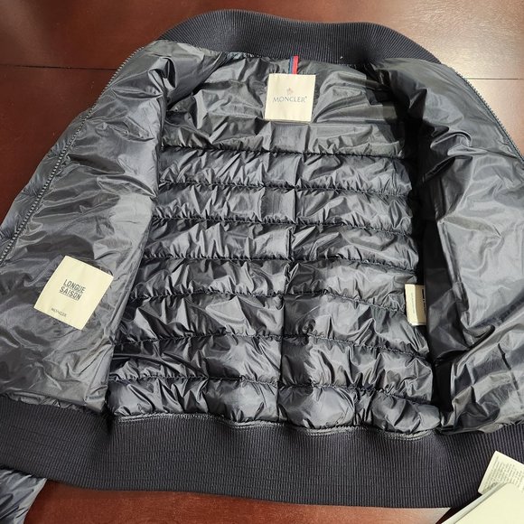 Moncler Logo-Patch Zip-Up Padded Bomber Jacket - Picture 11 of 16
